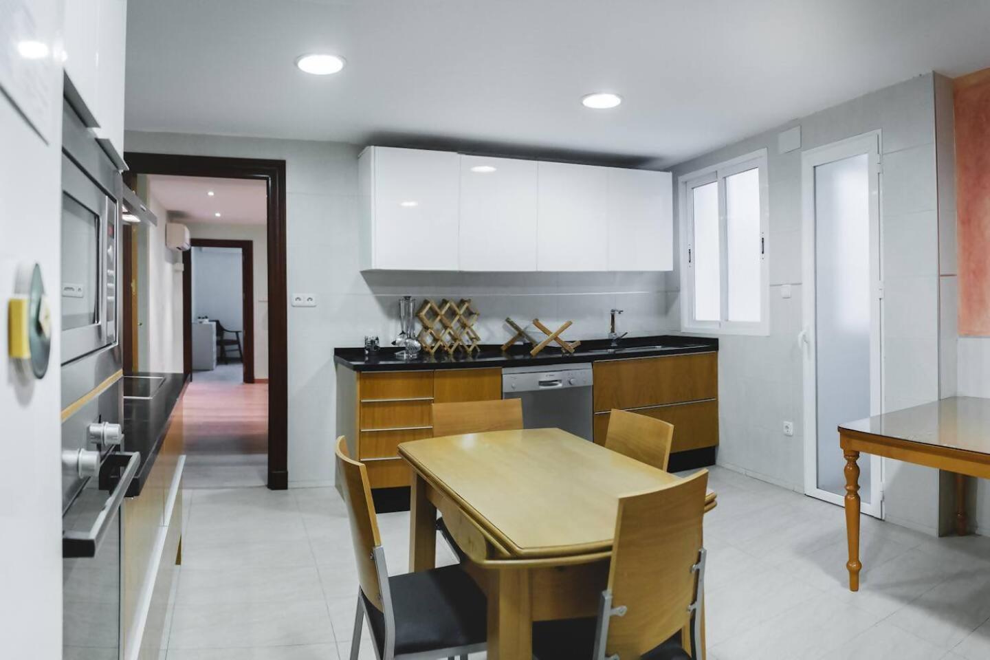 Home4U Arandas Centro גרנדה מראה חיצוני תמונה